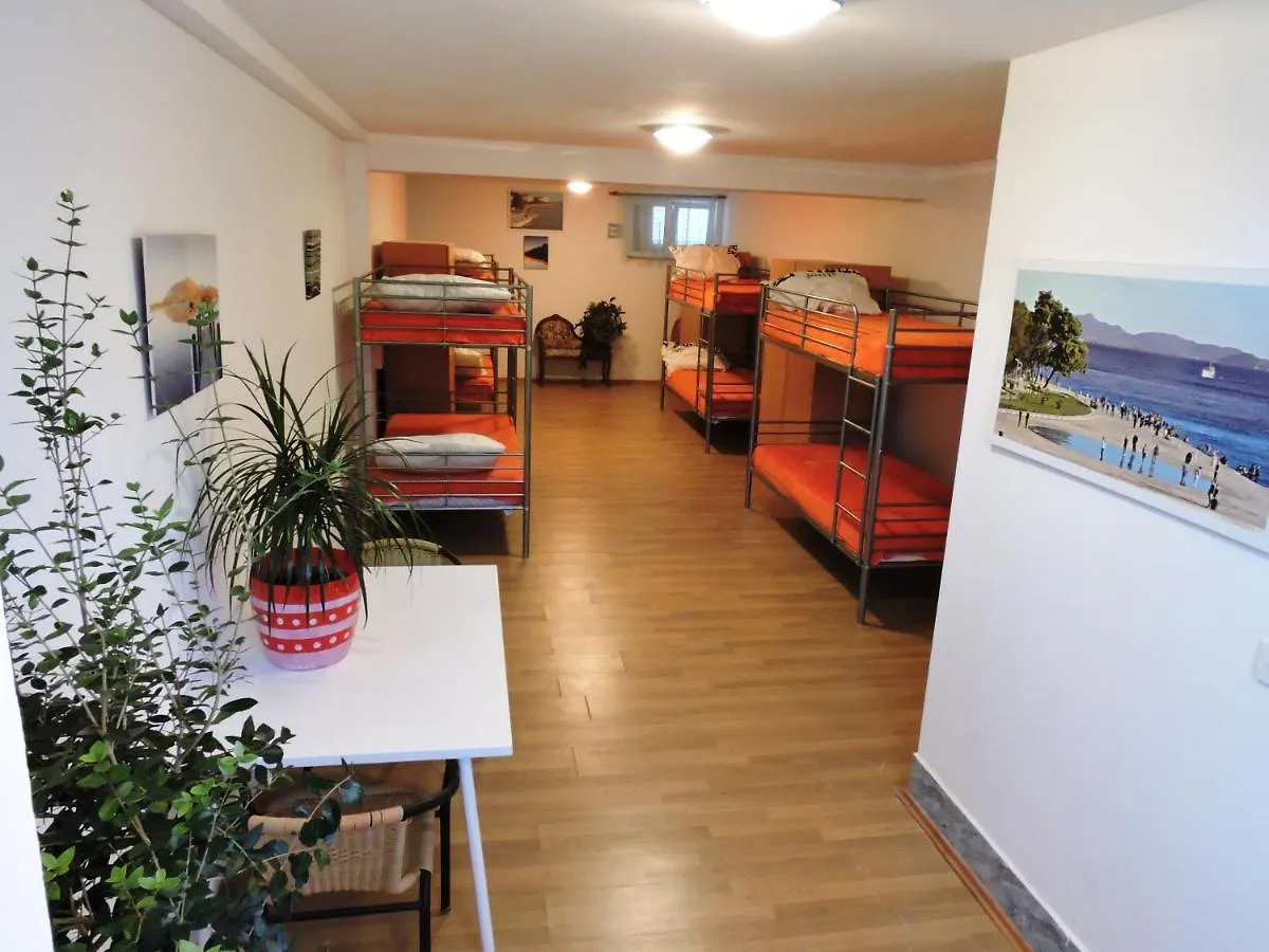 Apartments And Rooms With A Swimming Pool Kali, Ugljan - 14083 Κροατία